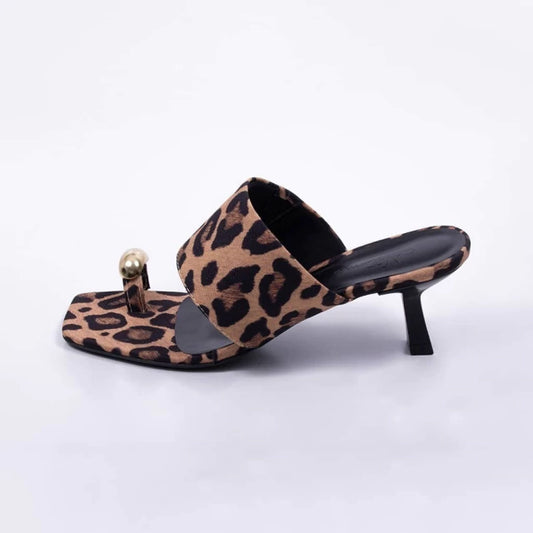 Seven - Tamanco Feminino Aplicação de Tira Onça