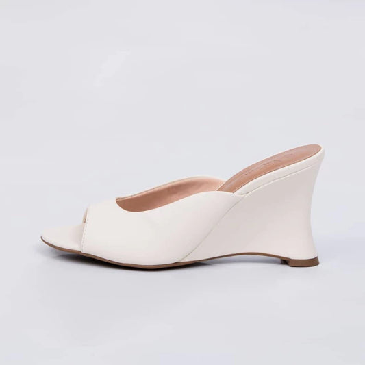 Oasis - Tamanco Feminino Anabela Bico Aberto Liso Off-white