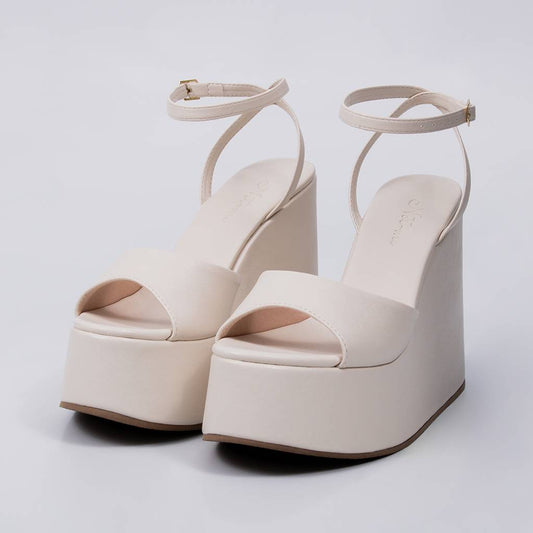 Ester - Sandália Anabela Feminina Plataforma Tira Fina Off-white