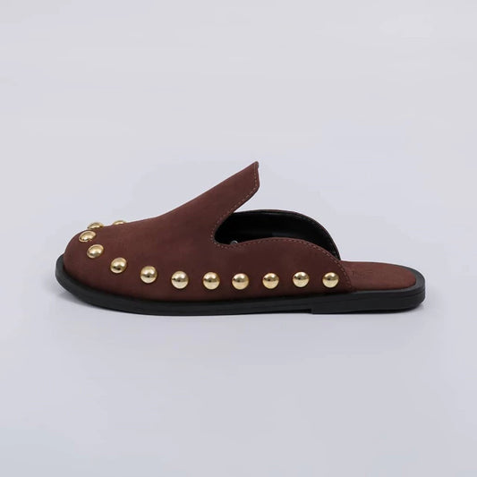 Mavi - Mule Feminino Tachas Douradas Camurça Marrom