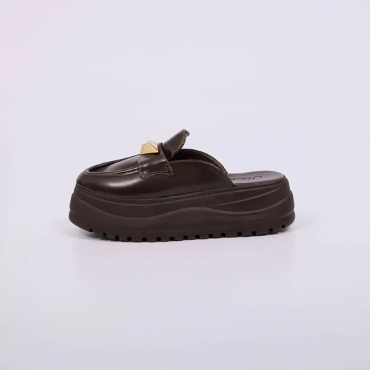 Amélia - Sapato Feminino Plataforma Alta Detalhe Metal Marrom